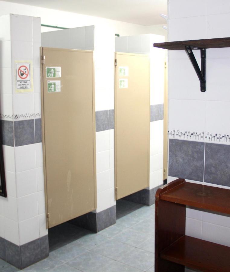 Hostel Bahia Ballenas Puerto Pirámides Dış mekan fotoğraf